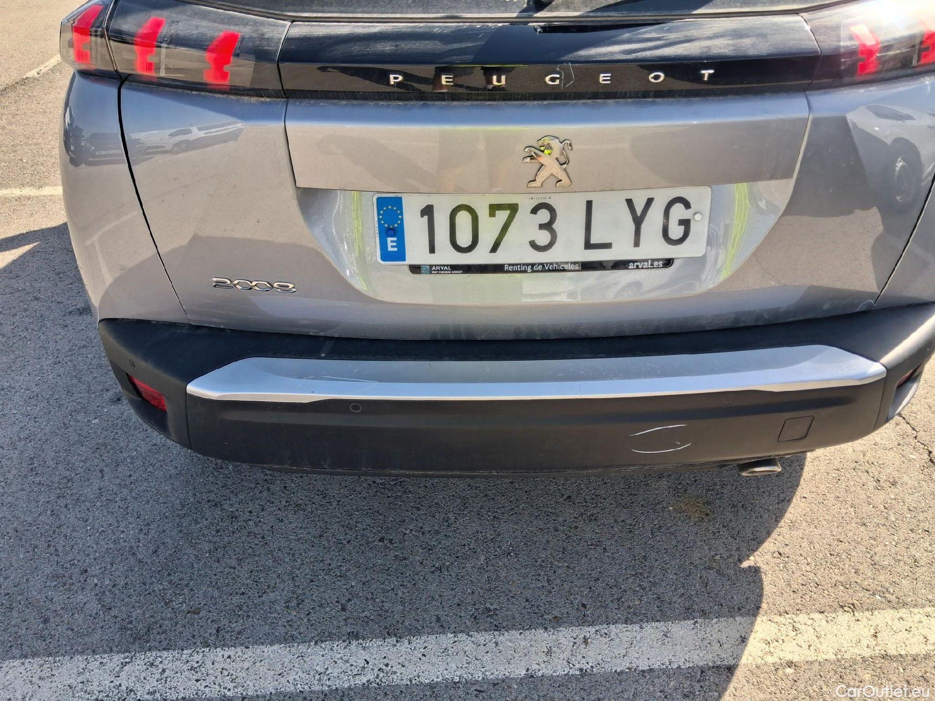  Peugeot  2008 PEUGEOT  / 2019 / 5P / todoterreno Active BlueHDI 81kW (110CV) #29