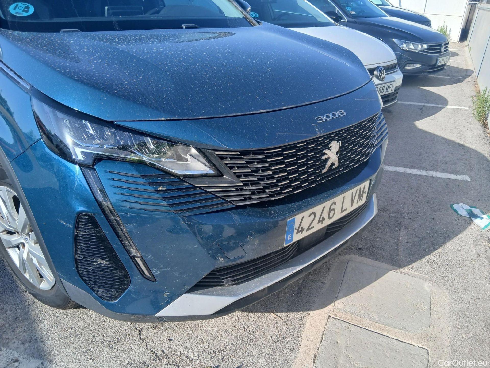  Peugeot  3008 PEUGEOT  / 2020 / 5P / todoterreno 1.5 BlueHDi 96kW S&S Active Pack EAT8 #8
