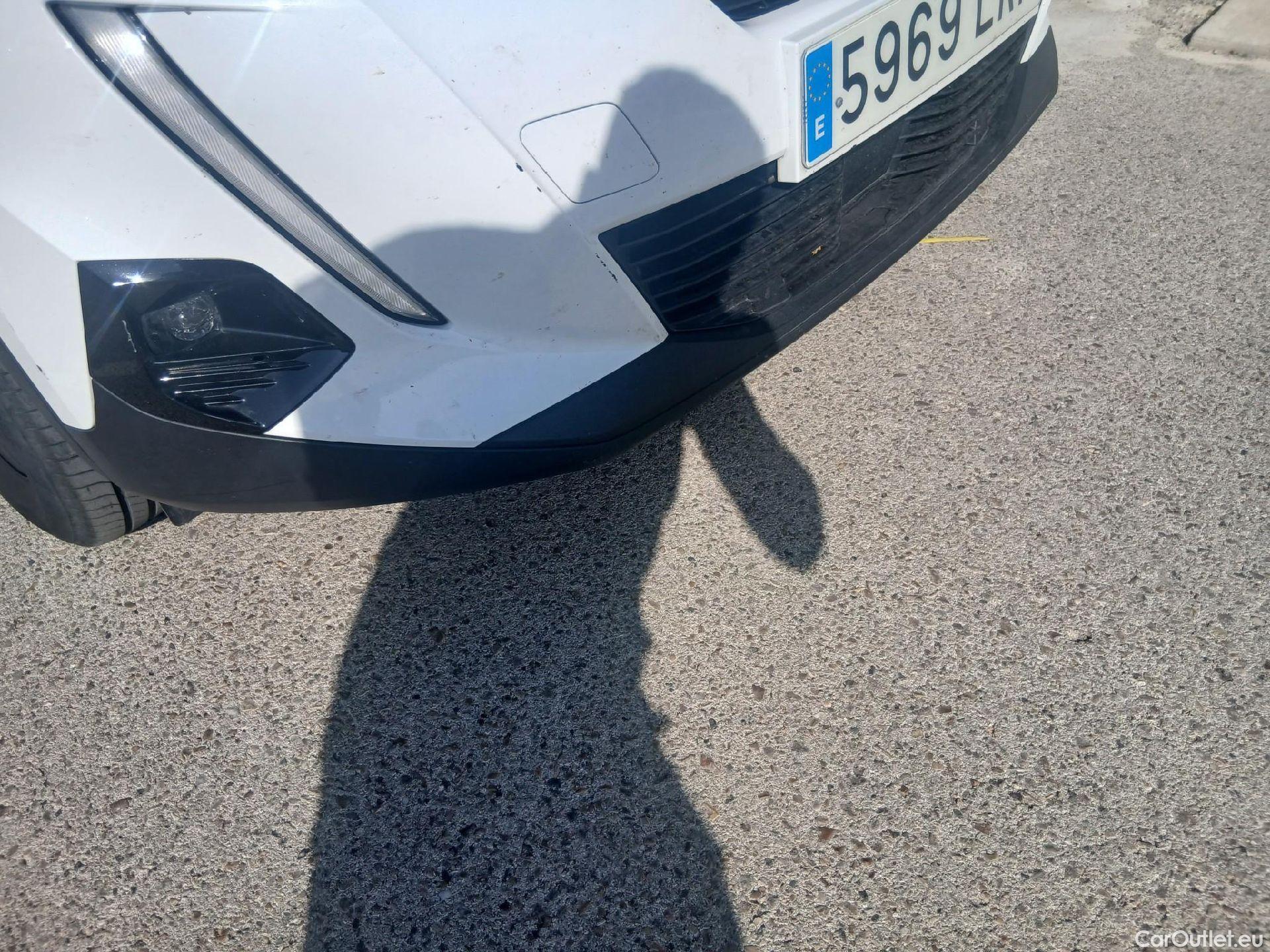 Peugeot  2008 PEUGEOT  / 2019 / 5P / todoterreno Active Puretech 100 S&S BVM6 #14