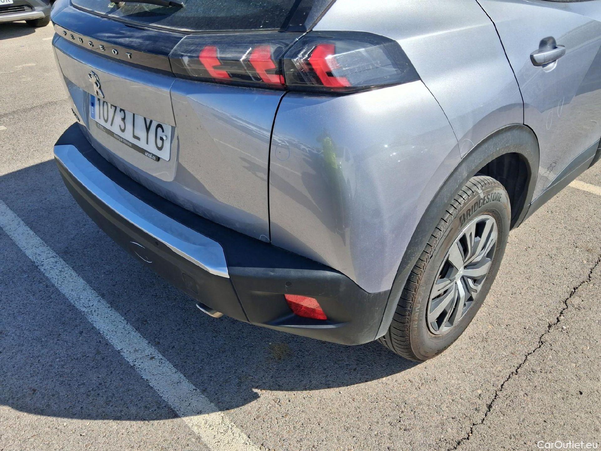  Peugeot  2008 PEUGEOT  / 2019 / 5P / todoterreno Active BlueHDI 81kW (110CV) #35