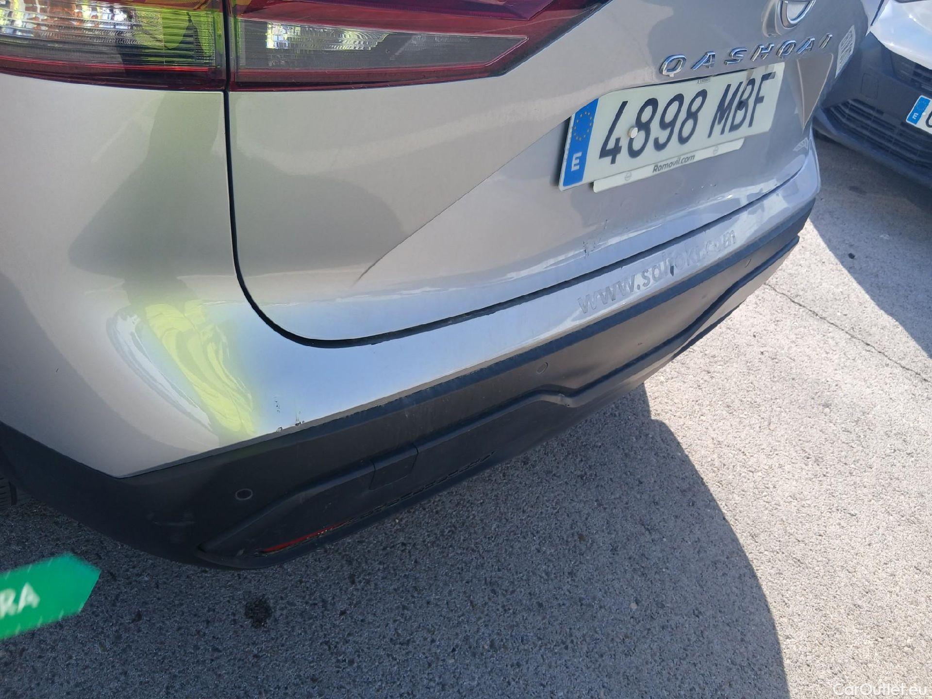  Nissan  Qashqai NISSAN  / 2021 / 5P / todoterreno DIG-T 103kW (140CV) mHEV 4x2 Acenta #26