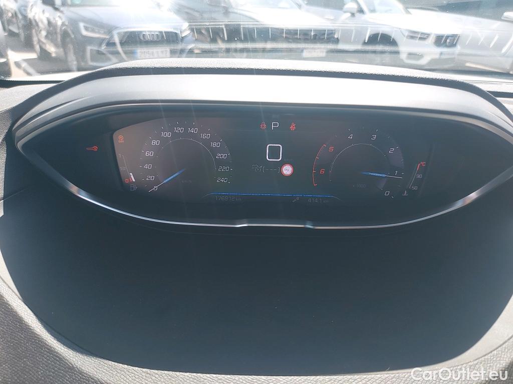  Peugeot  3008 PEUGEOT  / 2020 / 5P / todoterreno 1.5 BlueHDi 96kW S&S GT EAT8 #14