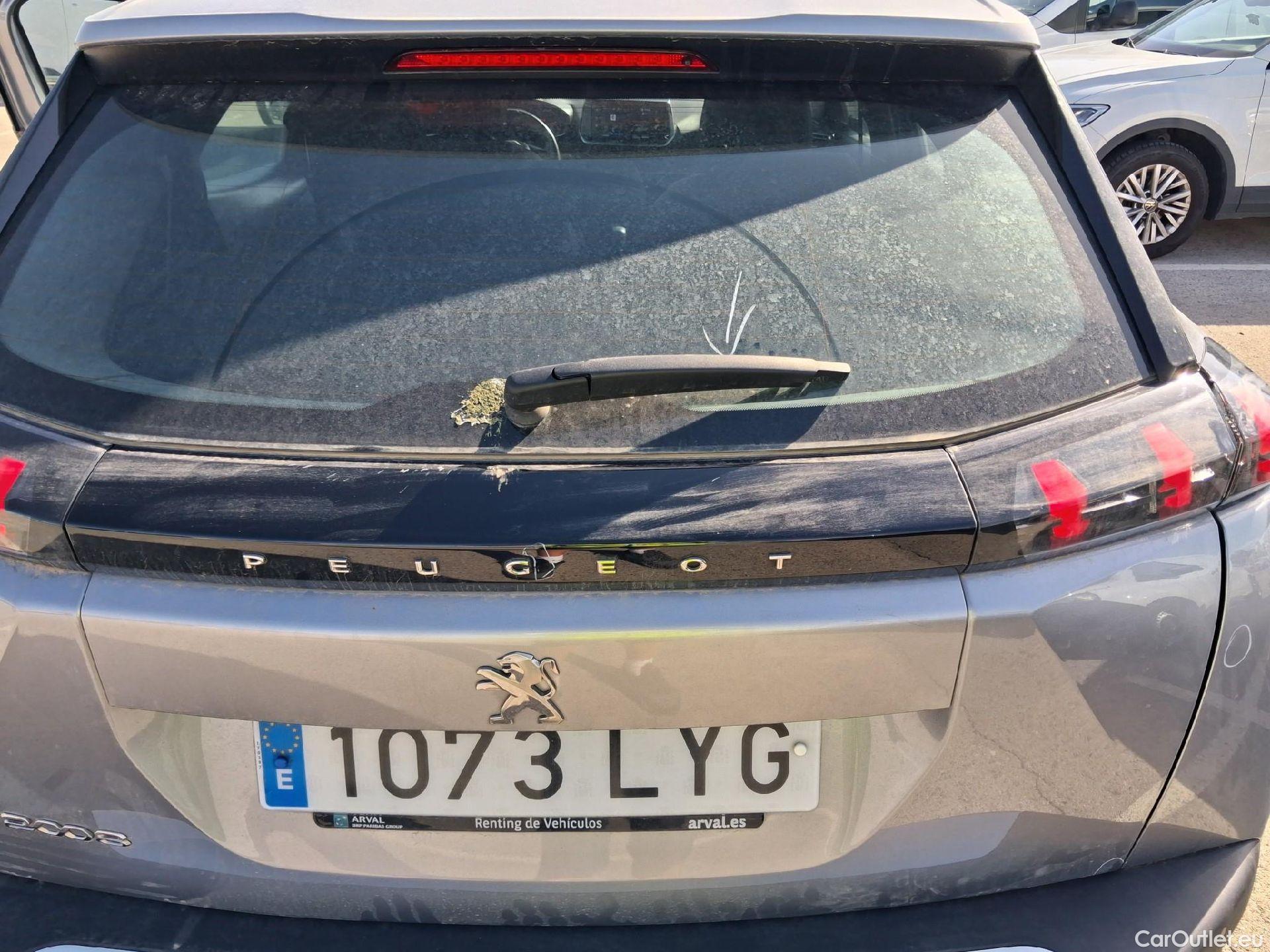  Peugeot  2008 PEUGEOT  / 2019 / 5P / todoterreno Active BlueHDI 81kW (110CV) #3