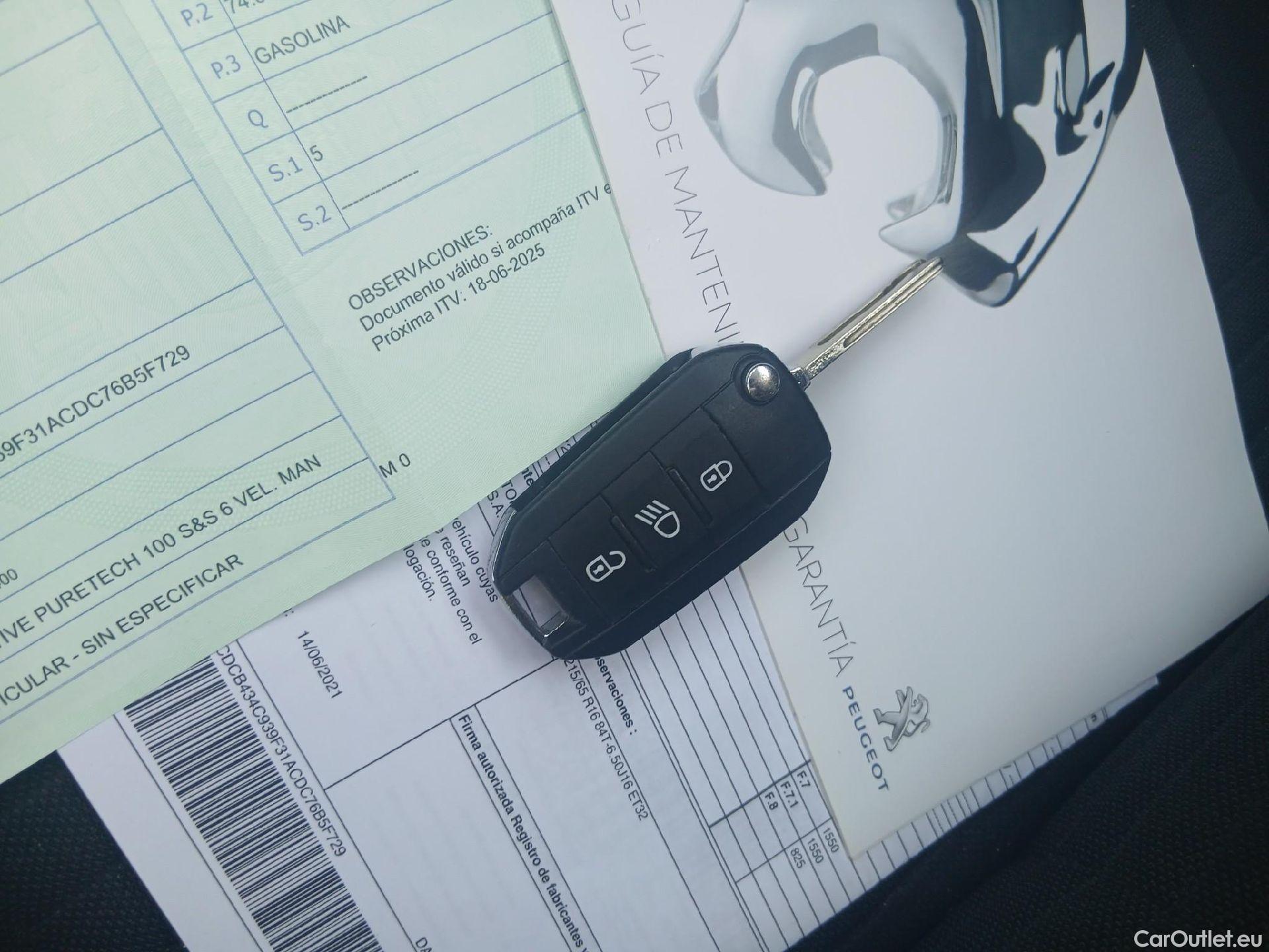  Peugeot  2008 PEUGEOT  / 2019 / 5P / todoterreno Active Puretech 100 S&S BVM6 #1
