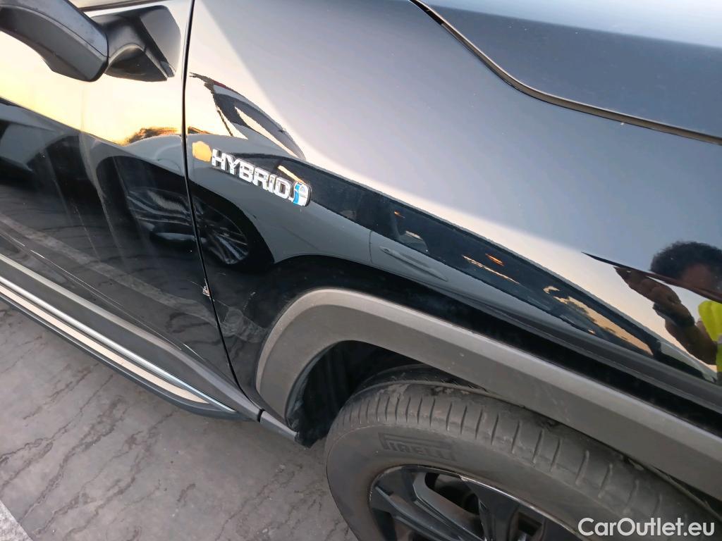  Toyota  RAV4 TOYOTA  / 2018 / 5P / todoterreno 2.5l 220H Luxury #12
