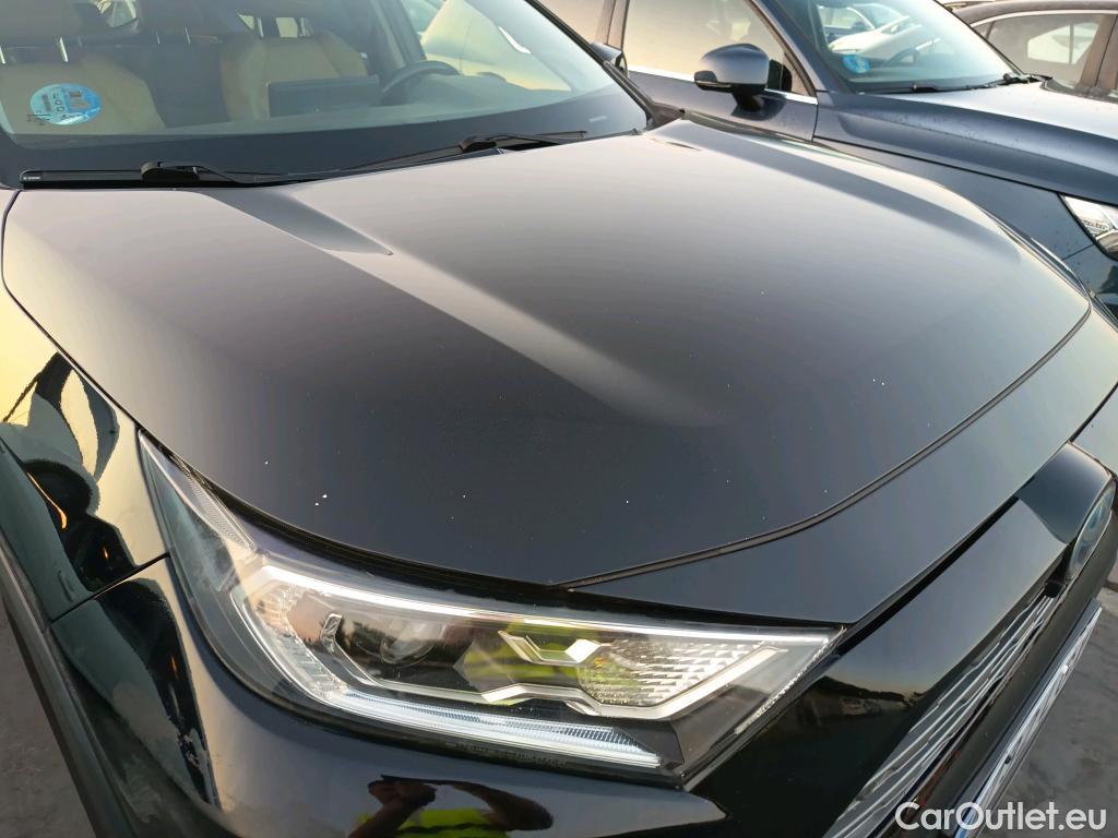 Toyota  RAV4 TOYOTA  / 2018 / 5P / todoterreno 2.5l 220H Luxury #7