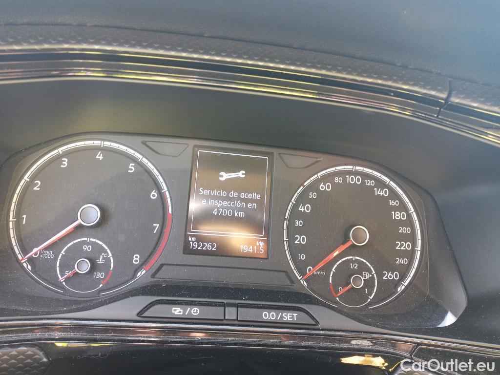  Volkswagen  T-CROSS VOLKSWAGEN  / 2018 / 5P / todoterreno Advance 1.0 TSI 85kW (115CV) DSG (AC) #25
