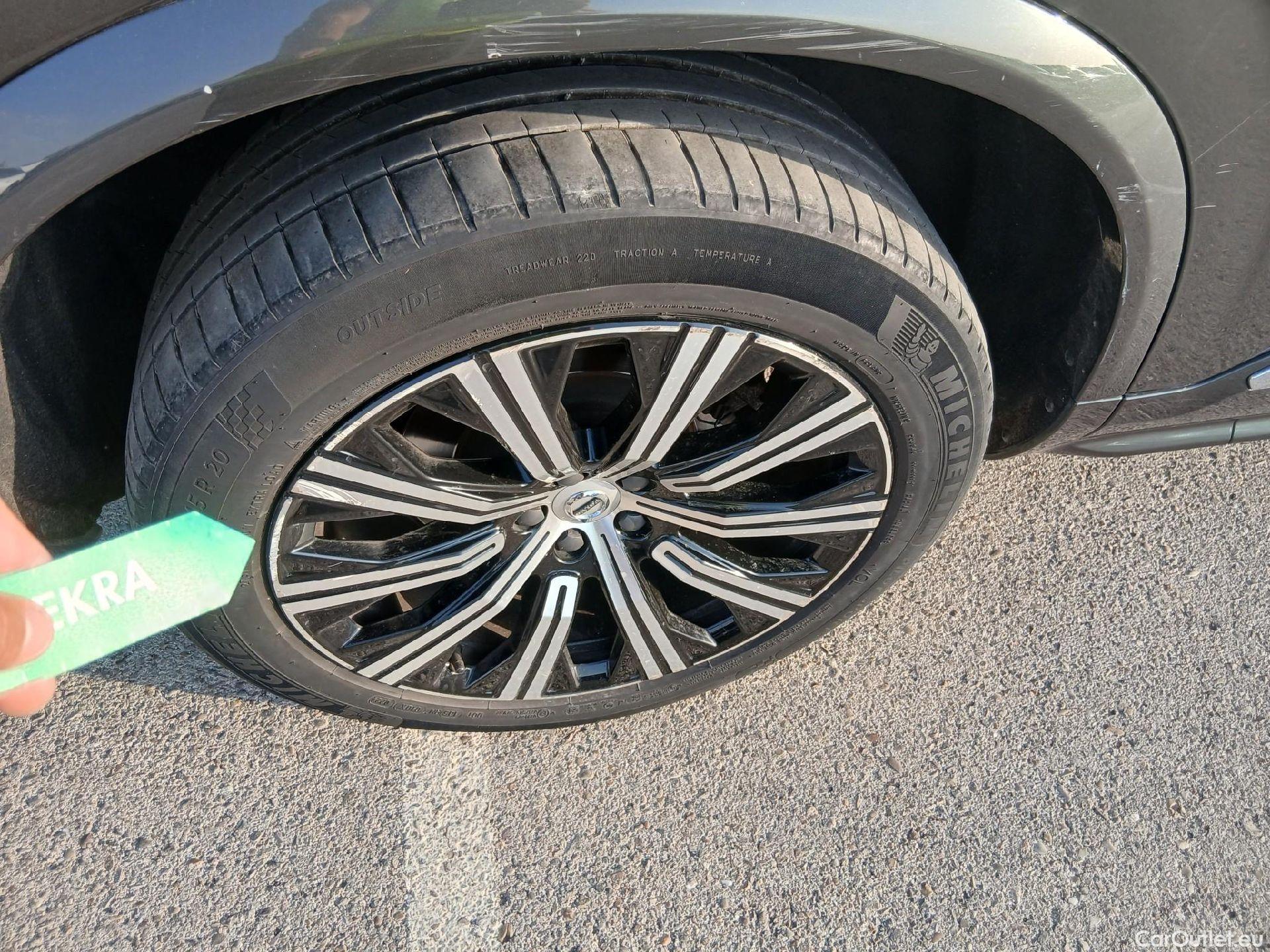  Volvo  XC90 VOLVO  / 2019 / 5P / todoterreno 2.0 B5 D AWD Inscription Auto #26