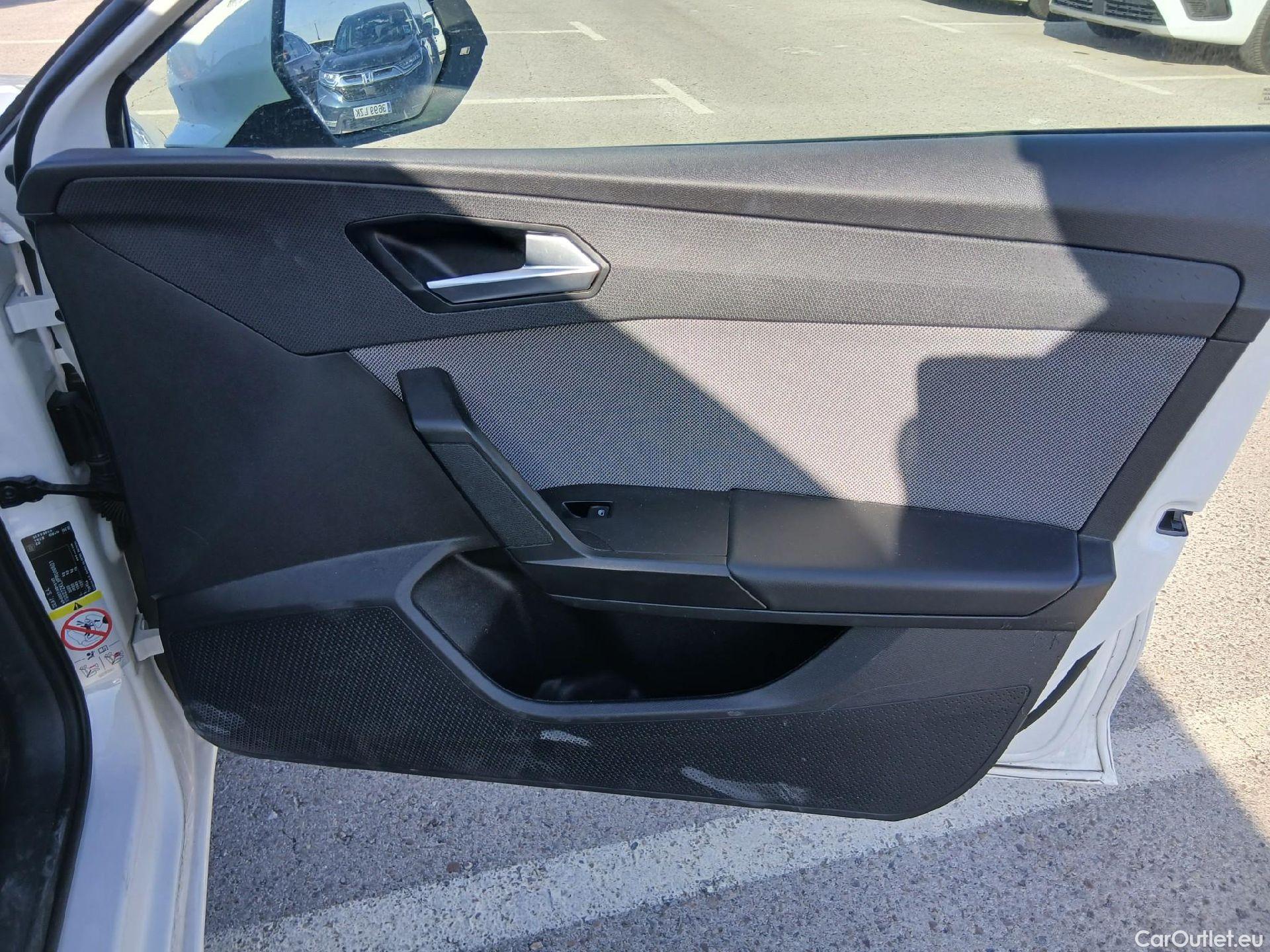  Seat  Leon SEAT Nuevo León / 2020 / 5P / familiar SP 2.0 TDI 85kW Style Go(SP) #62