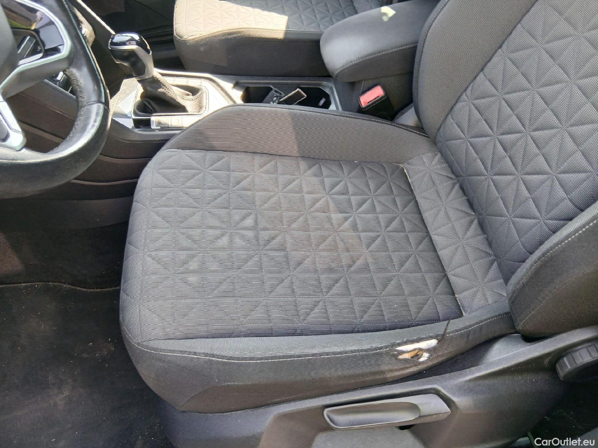  Volkswagen  Tiguan VOLKSWAGEN  / 2020 / 5P / todoterreno Life 2.0 TDI 110kW (150CV) DSG (AC2) #22