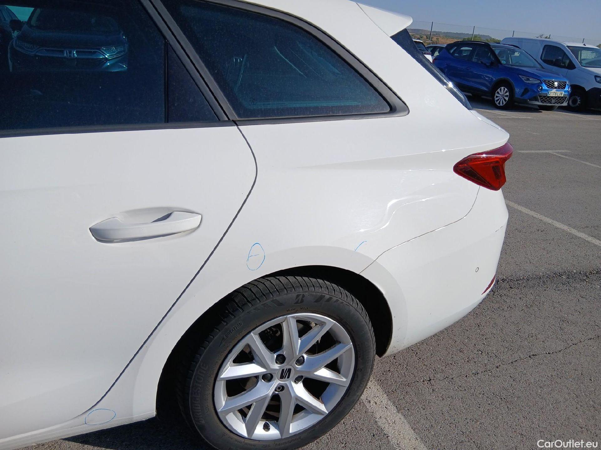  Seat  Leon SEAT Nuevo León / 2020 / 5P / familiar SP 2.0 TDI 85kW Style Go(SP) #32