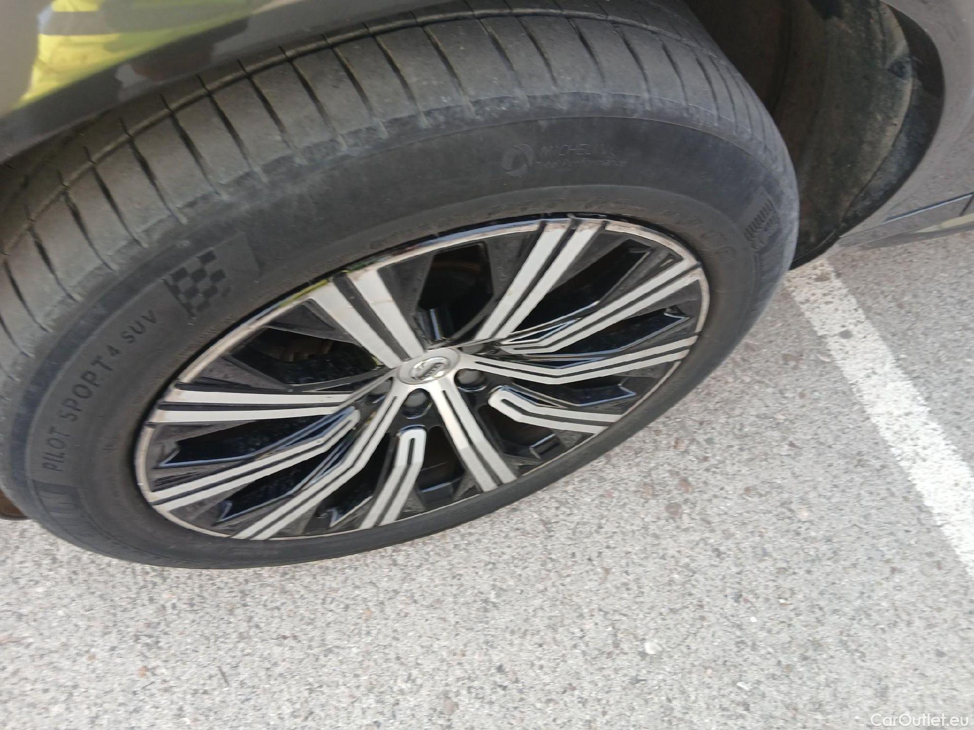  Volvo  XC90 VOLVO  / 2019 / 5P / todoterreno 2.0 B5 D AWD Inscription Auto #11