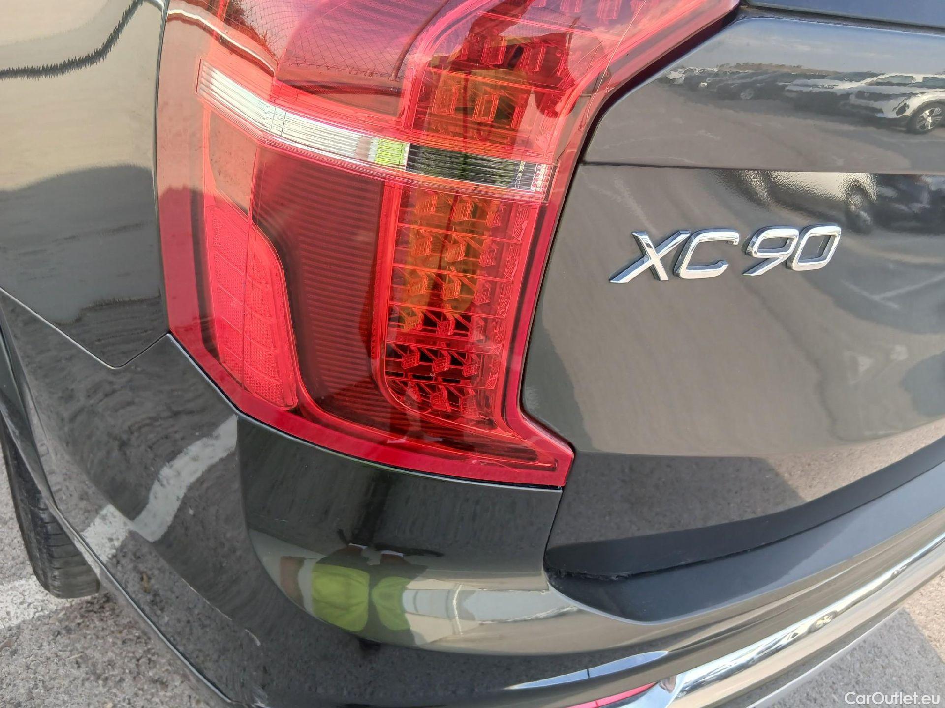  Volvo  XC90 VOLVO  / 2019 / 5P / todoterreno 2.0 B5 D AWD Inscription Auto #19