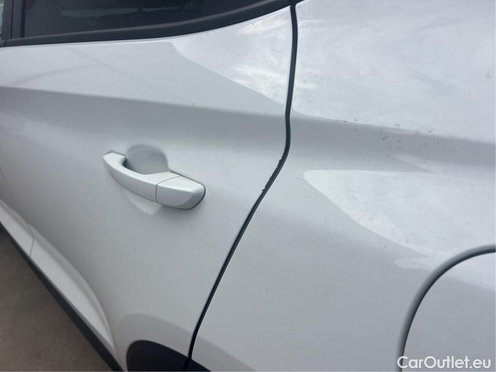  Hyundai  Tucson HYUNDAI  / 2018 / 5P / todoterreno  CRDI 1.6 116CV 48V 4X2 SLE SKY(SL)(SP) #4