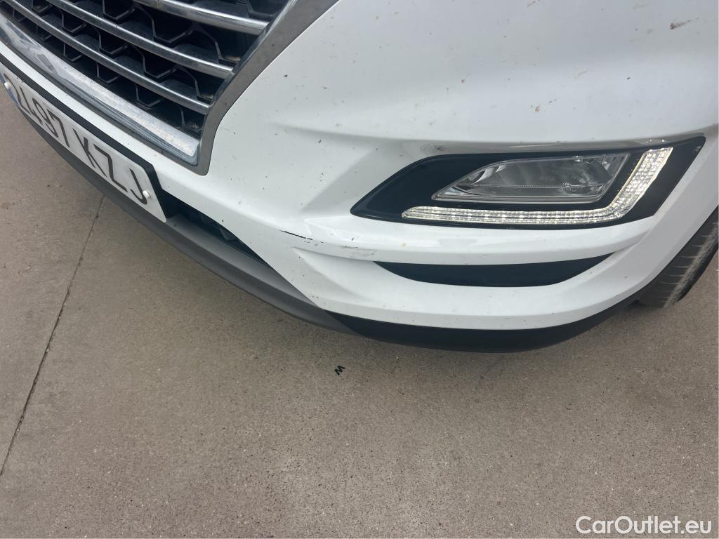  Hyundai  Tucson HYUNDAI  / 2018 / 5P / todoterreno  CRDI 1.6 116CV 48V 4X2 SLE SKY(SL)(SP) #17