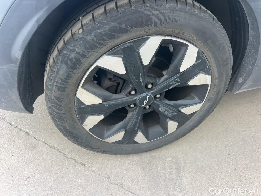  KIA  Sportage KIA  / 2022 / 5P / todoterreno 1.6 T-GDi PHEV 198kW (265CV) Drive 4X4 #1