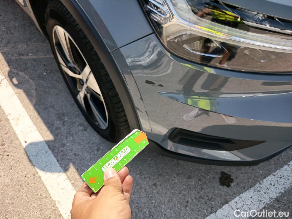  Volvo  XC 40 VOLVO XC40 / 2017 / 5P / todoterreno 1.5 T4 Twin Recharge R-Design Auto #18