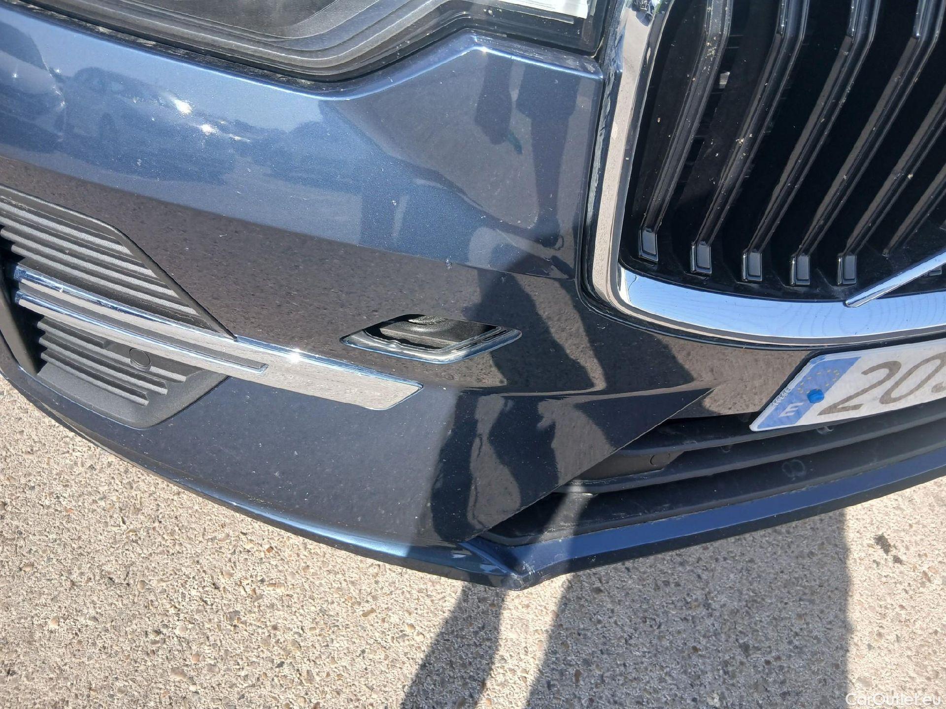  Volvo  XC60 VOLVO  / 2017 / 5P / todoterreno 2.0 B4 D Essential Auto #12