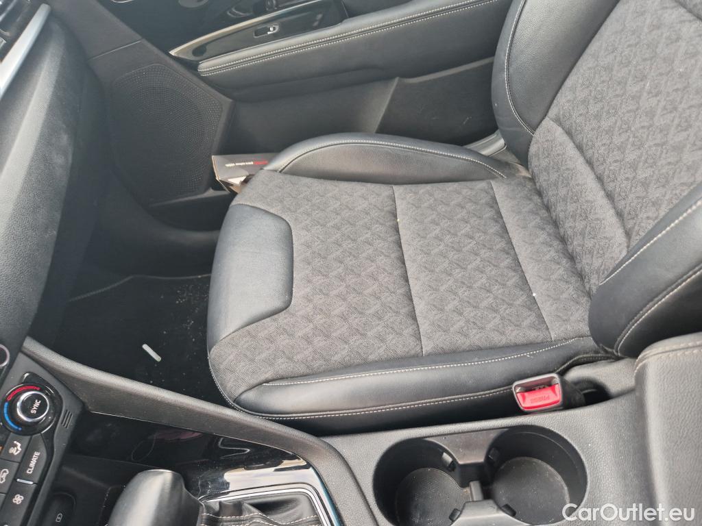  KIA  Niro KIA  / 2019 / 5P / crossover 1.6 GDi HEV 104kW (141CV) Drive #16