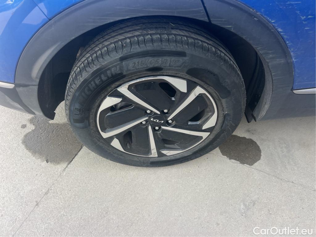  KIA  Sportage KIA  / 2022 / 5P / todoterreno 1.6 T-GDi HEV 171kW (230CV) Drive 4X2 #13