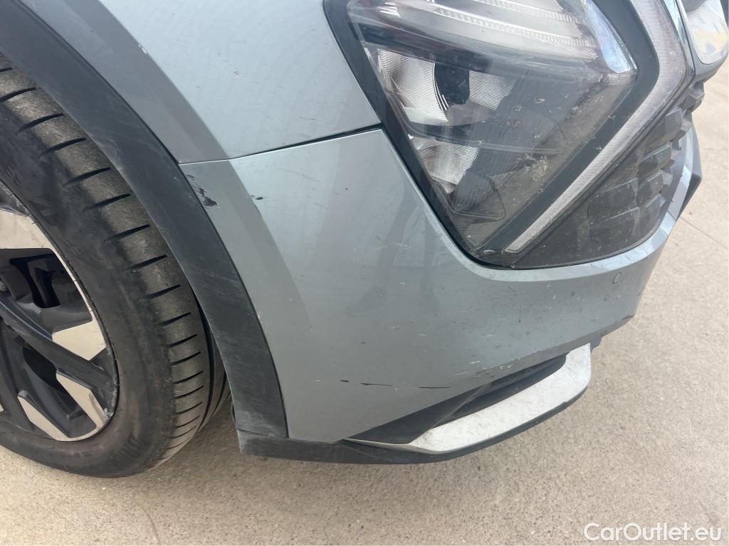  KIA  Sportage KIA  / 2022 / 5P / todoterreno 1.6 T-GDi PHEV 198kW (265CV) Drive 4X4 #47