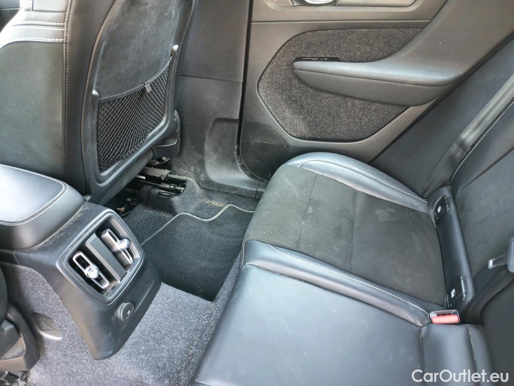  Volvo  XC 40 VOLVO XC40 / 2017 / 5P / todoterreno 1.5 T4 Twin Recharge R-Design Auto #13