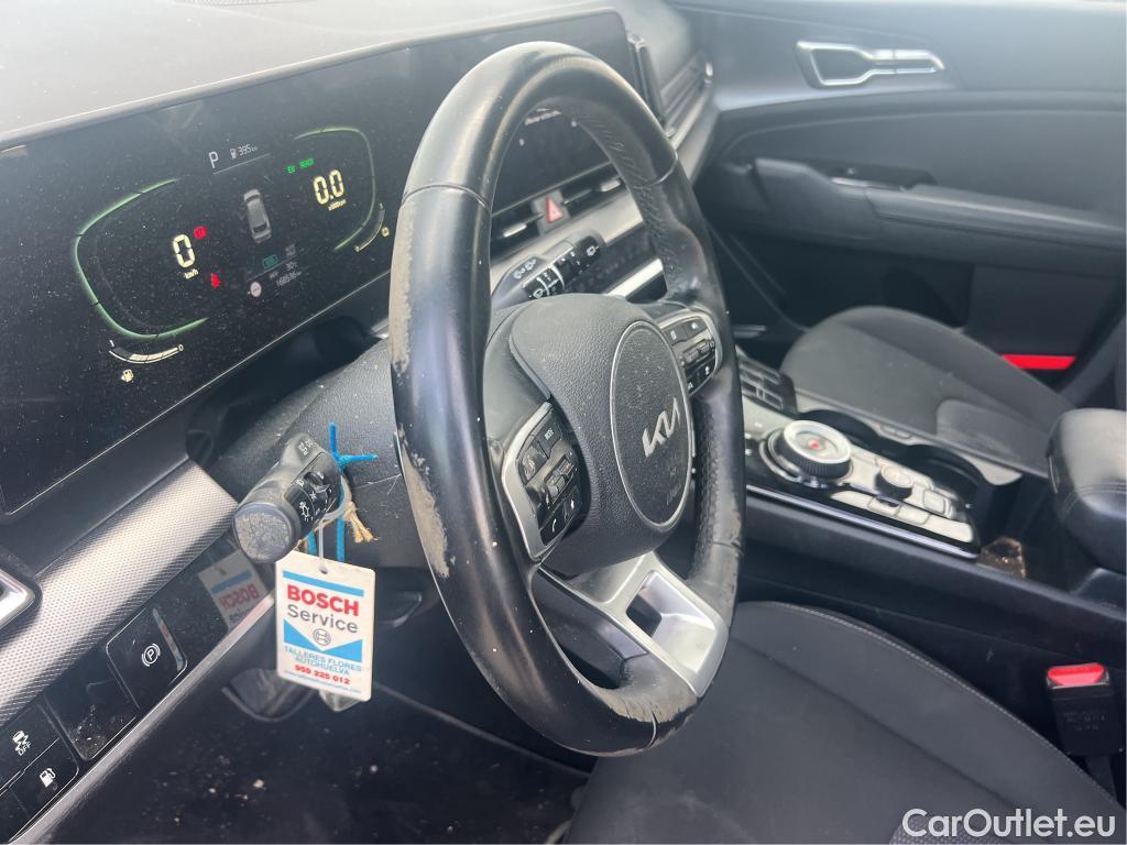  KIA  Sportage KIA  / 2022 / 5P / todoterreno 1.6 T-GDi PHEV 198kW (265CV) Drive 4X4 #39