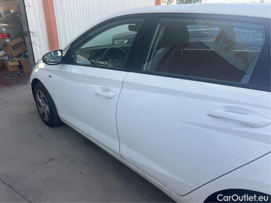 Hyundai  i20 HYUNDAI  / 2020 / 5P / berlina con portón 1.0 TGDI 74kW (100CV) 48V Essence #11
