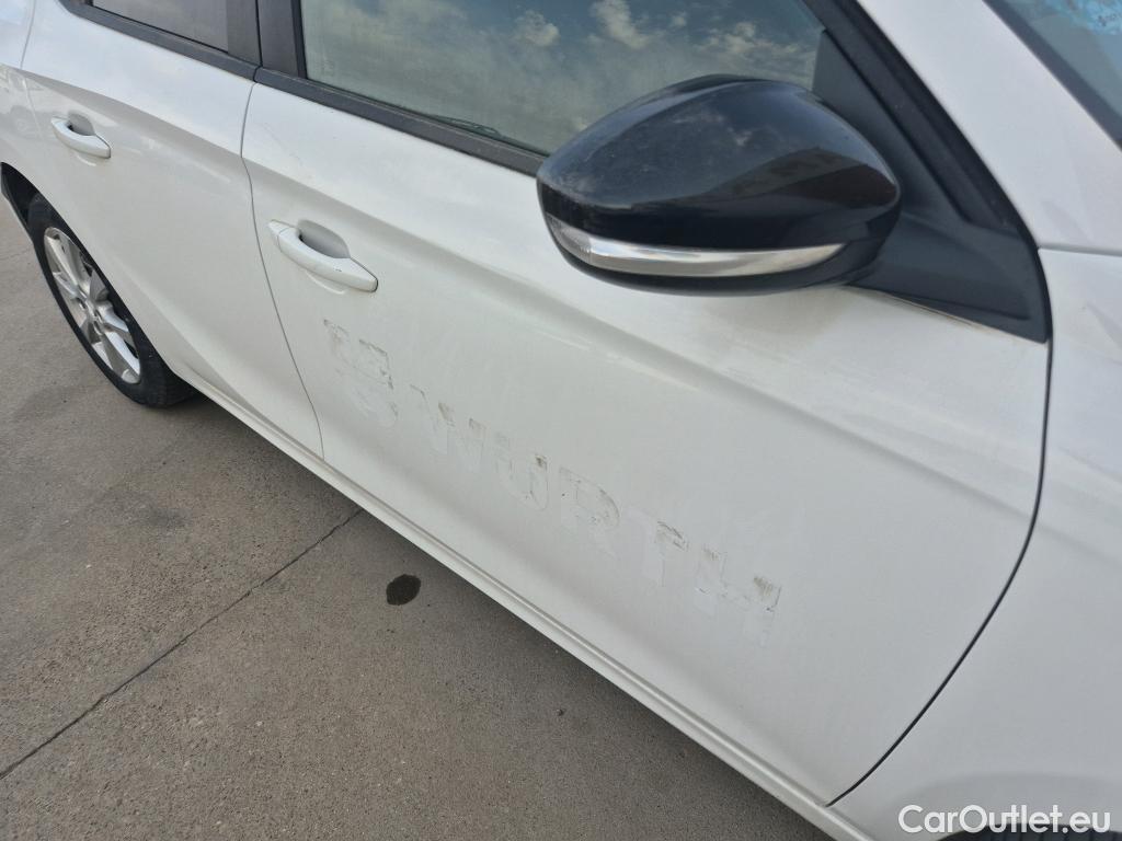  Opel  Corsa OPEL  / 2019 / 5P / berlina con portón 1.5D DT 74kW (100CV) Edition #5