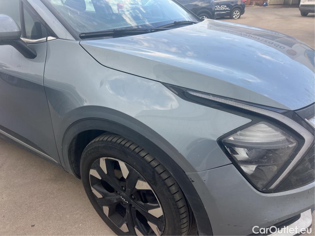  KIA  Sportage KIA  / 2022 / 5P / todoterreno 1.6 T-GDi PHEV 198kW (265CV) Drive 4X4 #22
