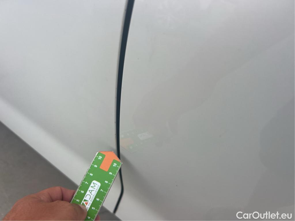  Bmw  X1 BMW  / 2022 / 5P / todoterreno sDrive18d #3