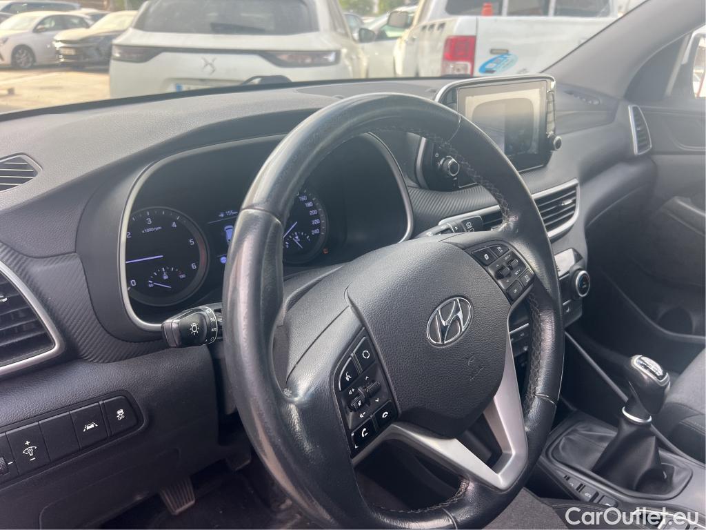  Hyundai  Tucson HYUNDAI  / 2018 / 5P / todoterreno  CRDI 1.6 116CV 48V 4X2 SLE SKY(SL)(SP) #14