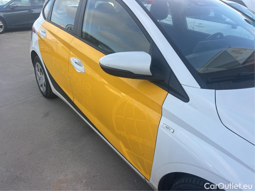  Hyundai  i20 HYUNDAI  / 2020 / 5P / berlina con portón 1.0 TGDI 74kW (100CV) 48V Essence #12