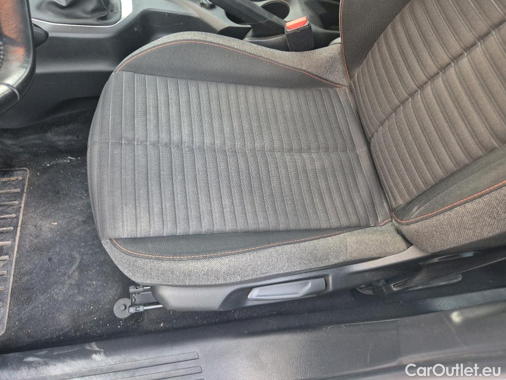  Peugeot  2008 PEUGEOT  / 2019 / 5P / todoterreno Active Puretech 100 S&S BVM6 #11