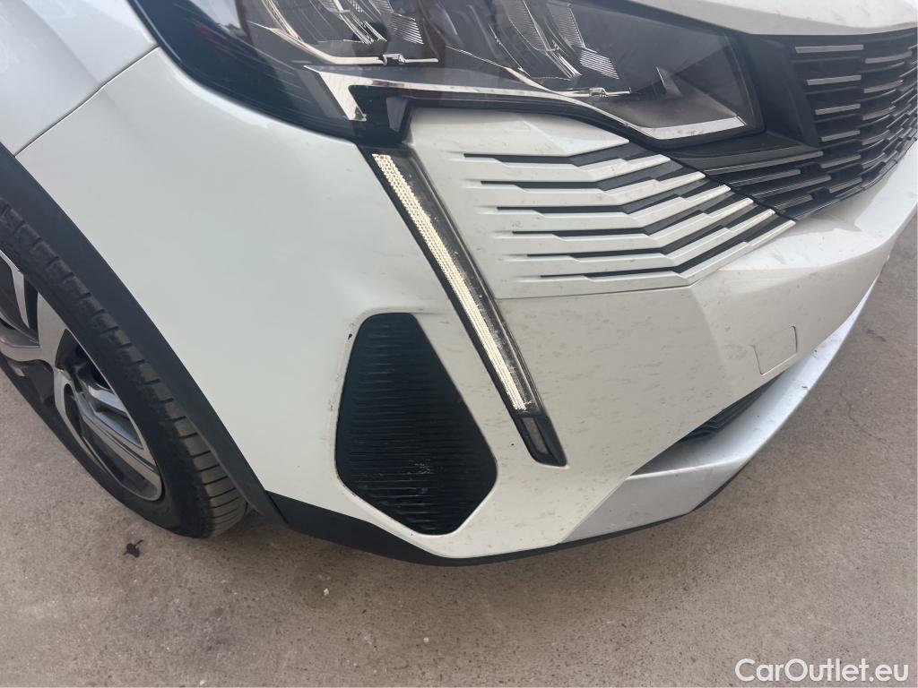  Peugeot  3008 PEUGEOT  / 2020 / 5P / todoterreno 1.5 BlueHDi 96kW S&S Allure Pack EAT8 #36