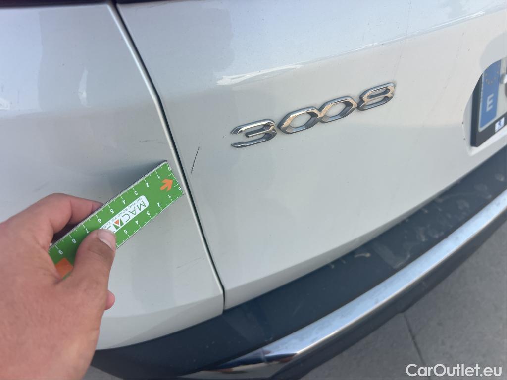  Peugeot  3008 PEUGEOT  / 2020 / 5P / todoterreno 1.5 BlueHDi 96kW S&S Allure Pack EAT8 #8