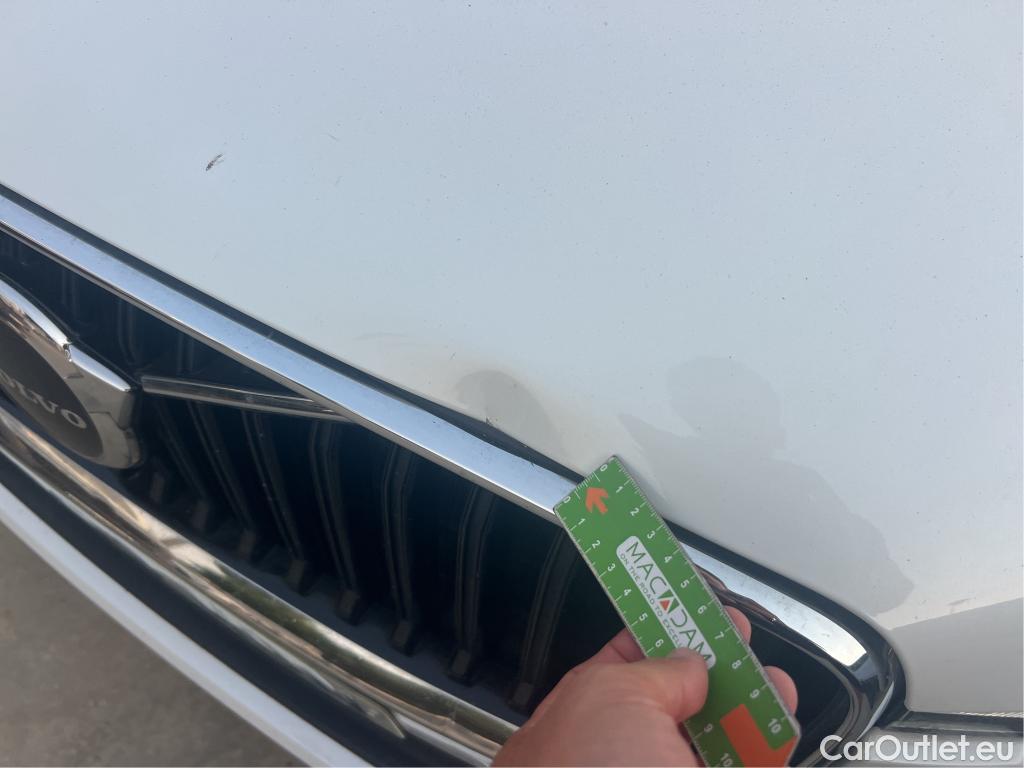  Volvo  XC60 VOLVO  / 2017 / 5P / todoterreno 2.0 B4 D Core Auto #2