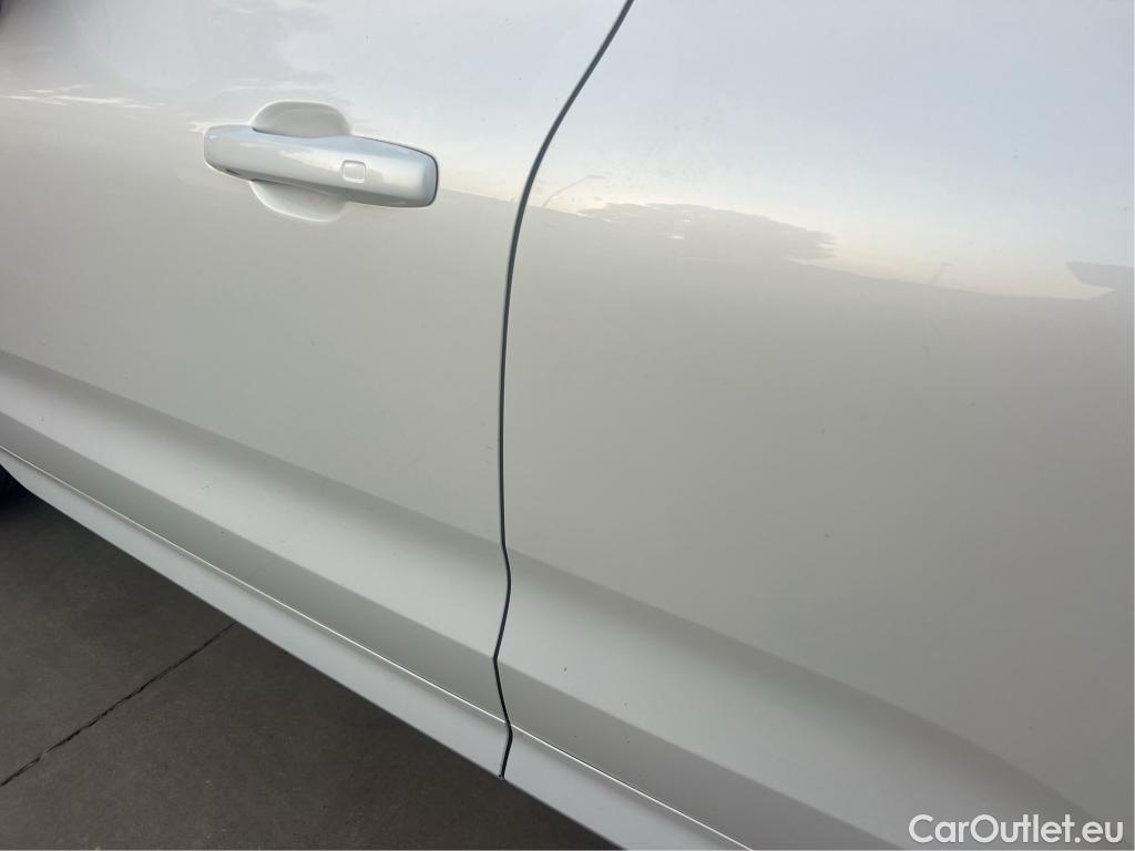  Volvo  XC60 VOLVO  / 2017 / 5P / todoterreno 2.0 B4 D Core Auto #8