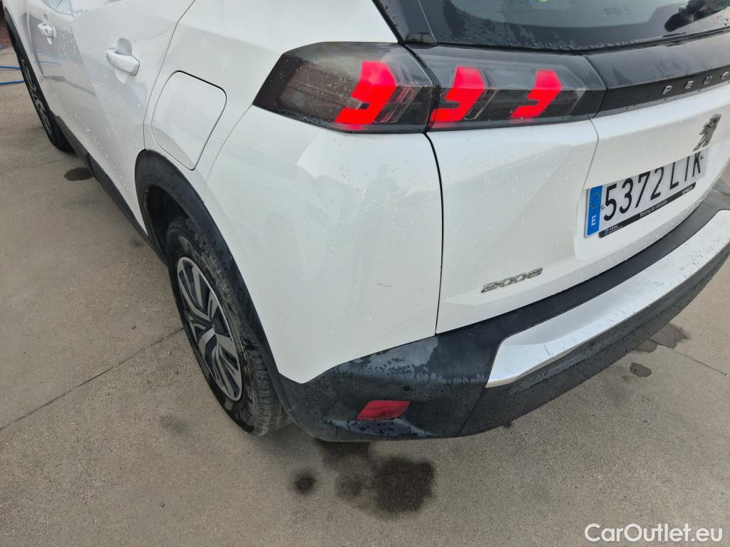  Peugeot  2008 PEUGEOT  / 2019 / 5P / todoterreno Active Puretech 100 S&S BVM6 #36
