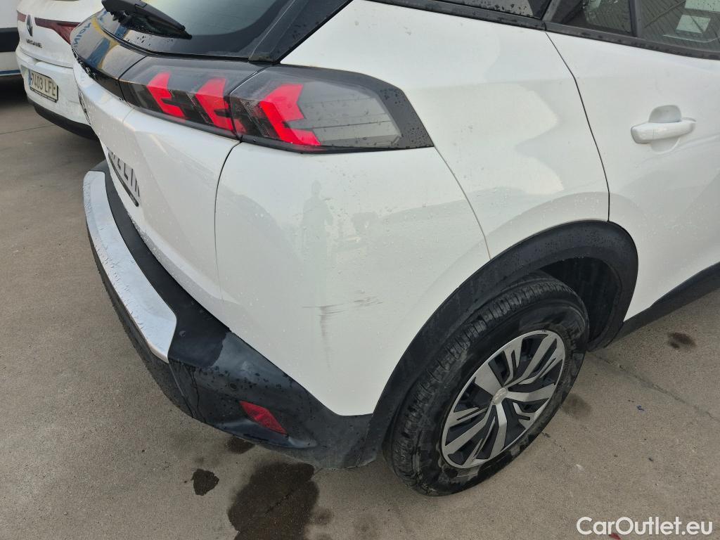  Peugeot  2008 PEUGEOT  / 2019 / 5P / todoterreno Active Puretech 100 S&S BVM6 #24