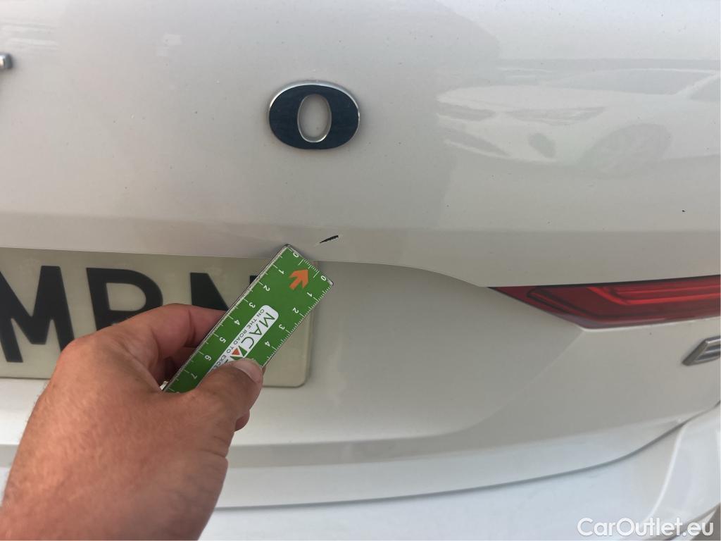  Volvo  XC60 VOLVO  / 2017 / 5P / todoterreno 2.0 B4 D Core Auto #4