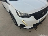  Peugeot  2008 PEUGEOT  / 2019 / 5P / todoterreno Active Puretech 100 S&S BVM6 #17