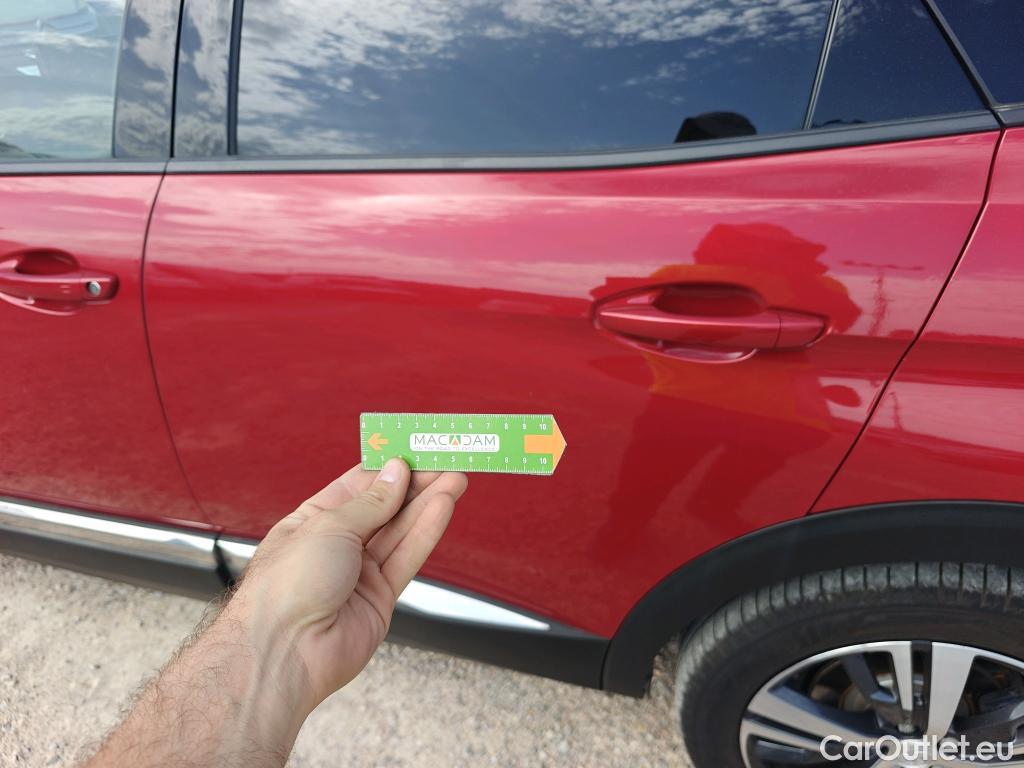  Peugeot  3008 PEUGEOT  Hybrid / 2020 / 5P / todoterreno 225 e-EAT8 Allure Pack #1