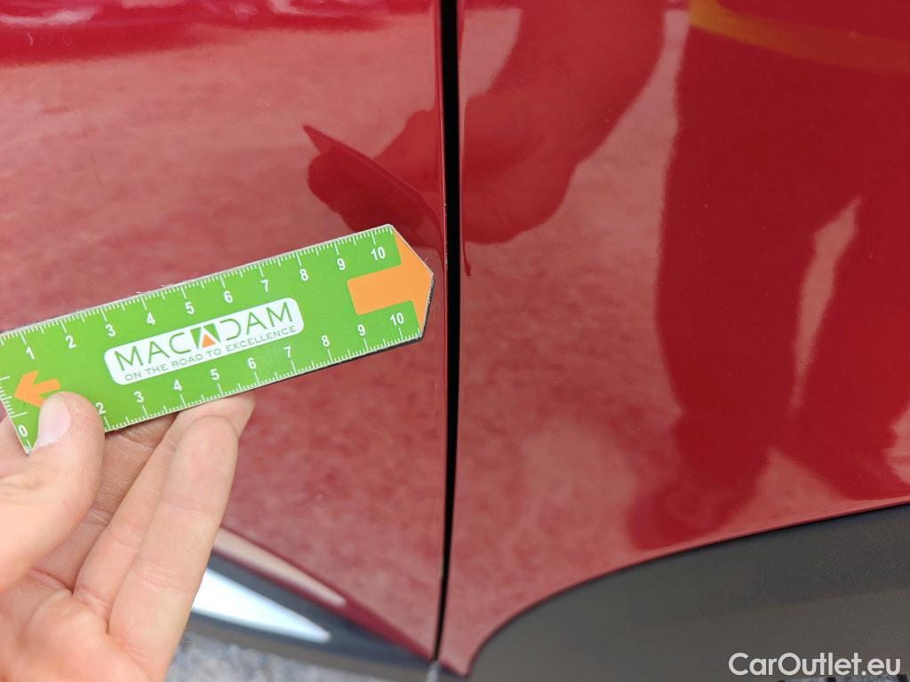  Peugeot  3008 PEUGEOT  Hybrid / 2020 / 5P / todoterreno 225 e-EAT8 Allure Pack #31
