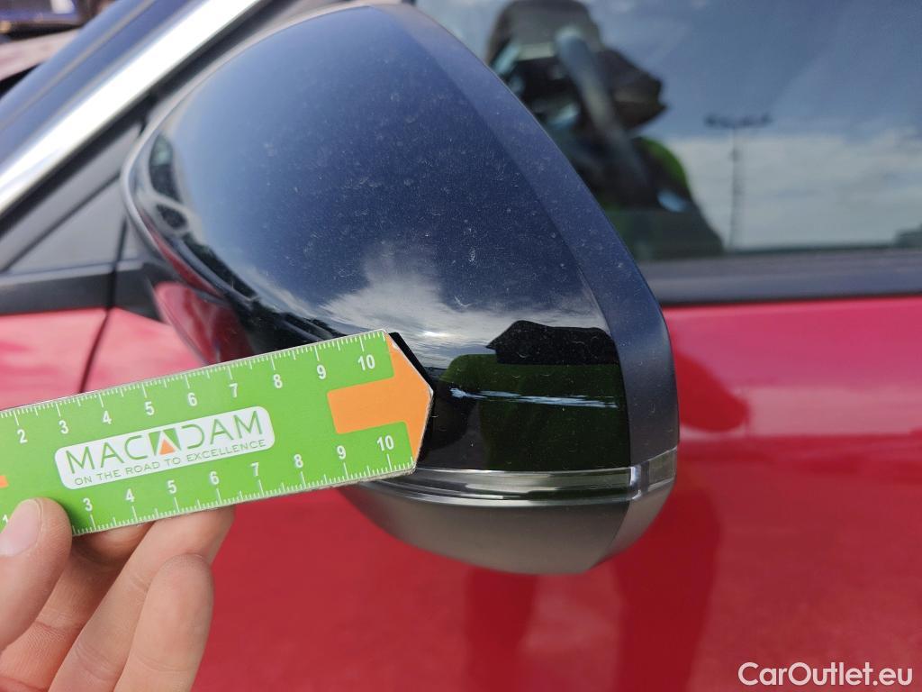  Peugeot  3008 PEUGEOT  Hybrid / 2020 / 5P / todoterreno 225 e-EAT8 Allure Pack #17