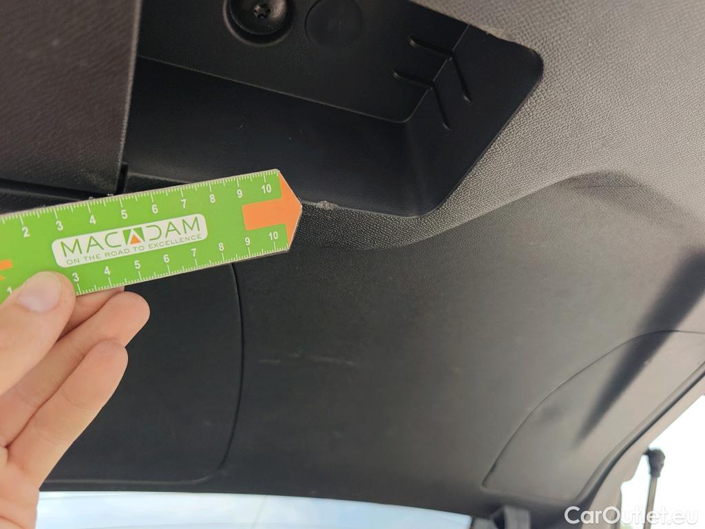  Peugeot  3008 PEUGEOT  Hybrid / 2020 / 5P / todoterreno 225 e-EAT8 Allure Pack #9