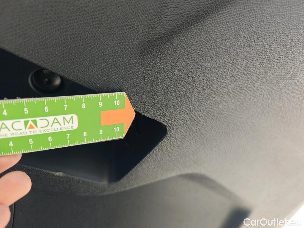  Peugeot  3008 PEUGEOT  Hybrid / 2020 / 5P / todoterreno 225 e-EAT8 Allure Pack #10