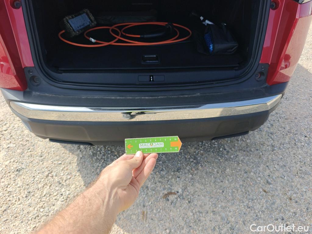  Peugeot  3008 PEUGEOT  Hybrid / 2020 / 5P / todoterreno 225 e-EAT8 Allure Pack #34
