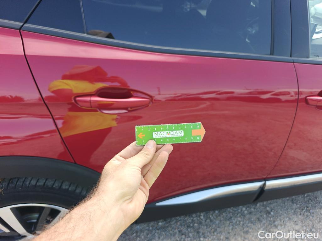  Peugeot  3008 PEUGEOT  Hybrid / 2020 / 5P / todoterreno 225 e-EAT8 Allure Pack #25