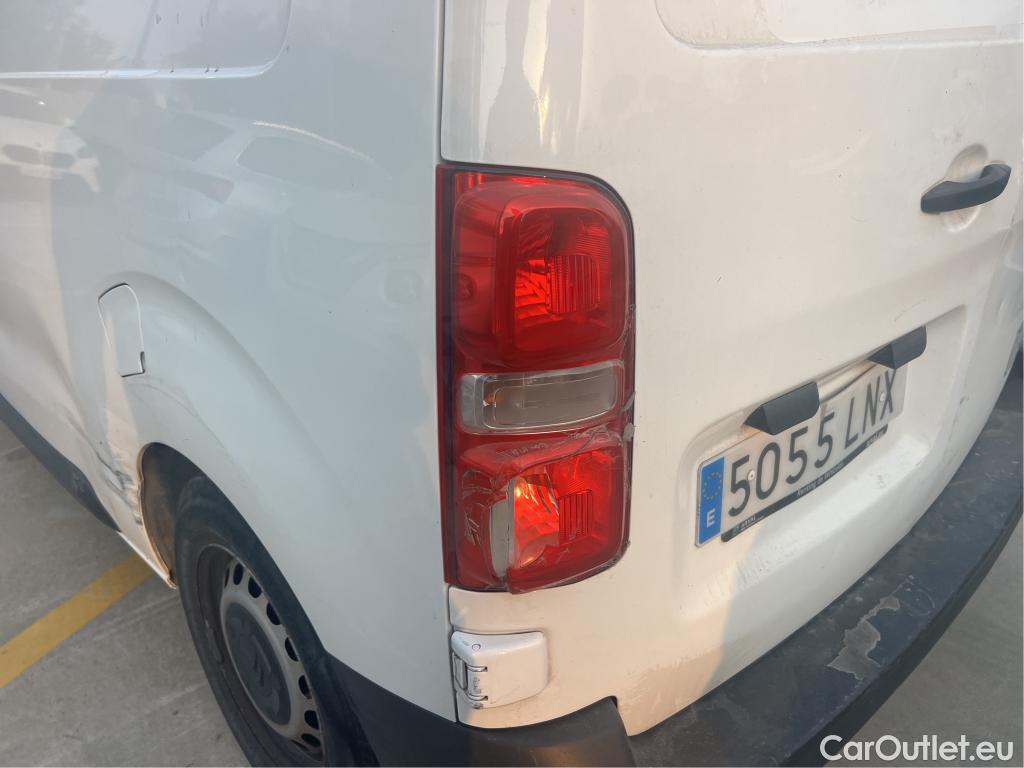  Citroen  Jumpy CITROEN  / 2016 / 4P / furgón Talla M BlueHDi 120 S&S 6v Control #20